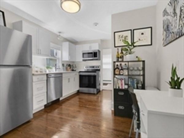 649 E 7th St unit 2, Boston, MA 02127 - photo 1