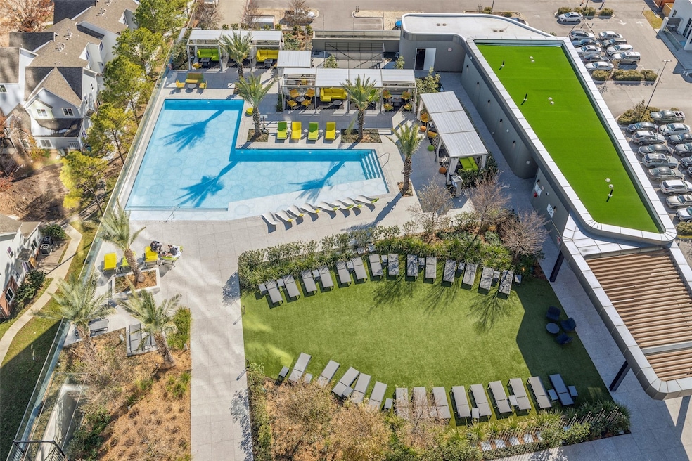 Residences at the Allen and Thompson Hotel pool.