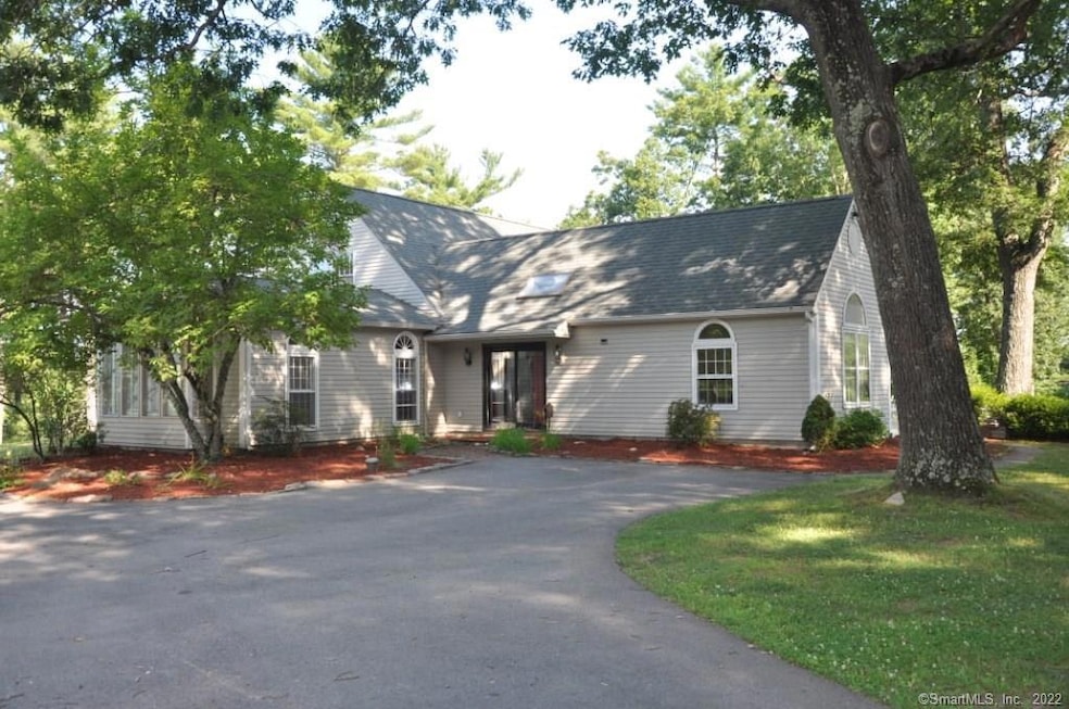 148 Forest Ln, Glastonbury, CT 06033 - photo 1