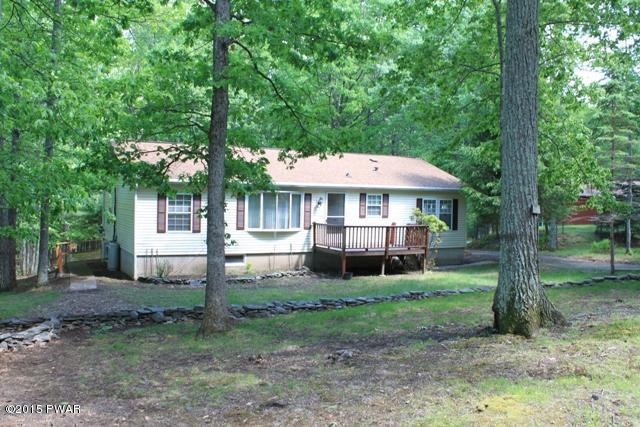 103 Spruce St, Hawley, PA 18428 - photo 1