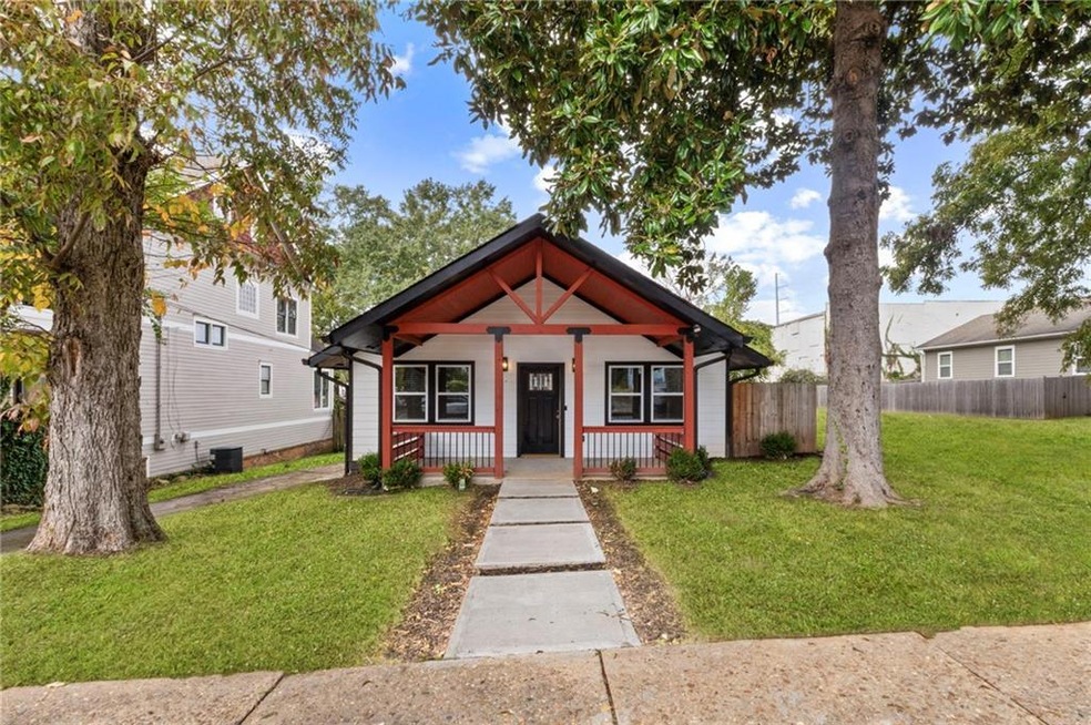 650 Simmons St NW, Atlanta, GA 30318 - photo 1