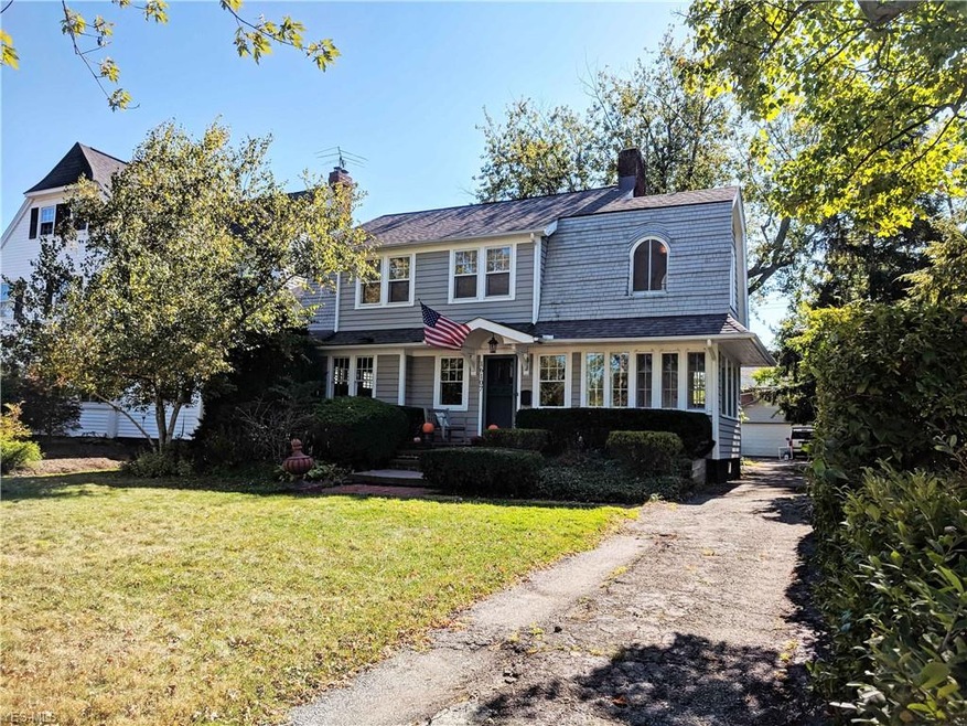 Stunning Lakewood Colonial