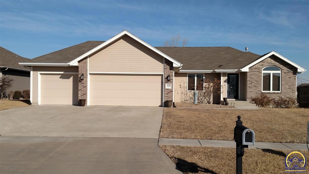 3328 SW 47th Ct, Topeka, KS 66610 - photo 1