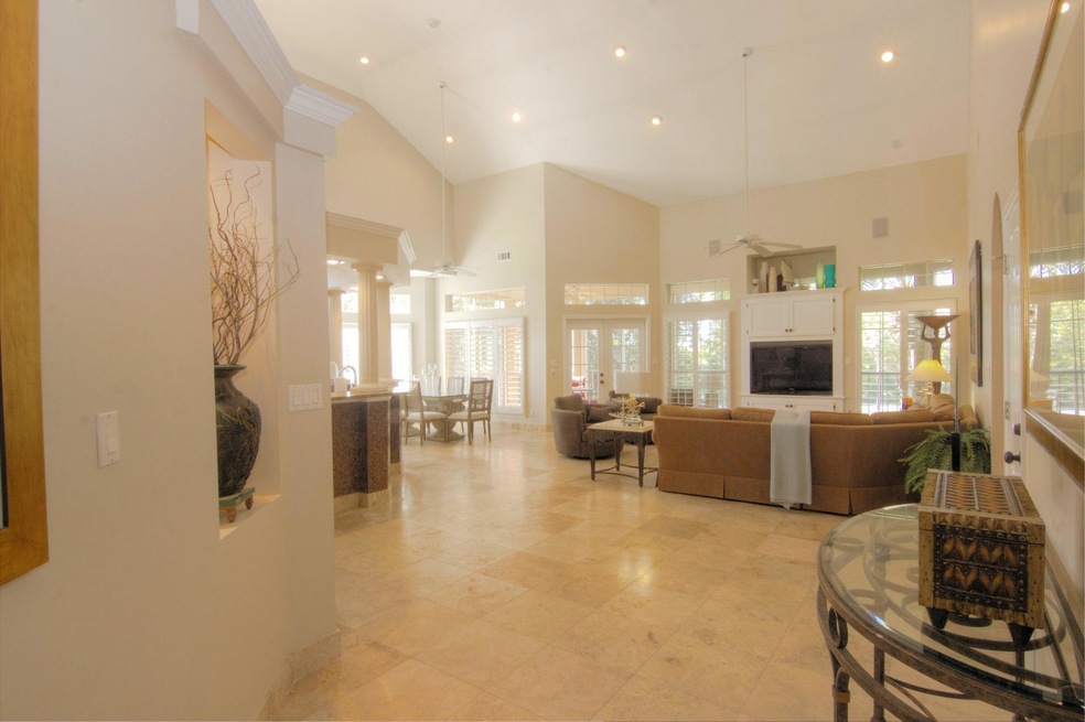 Living from Entrance