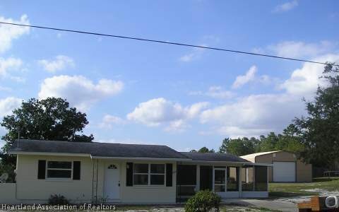 124 Hallmark Ave, Lake Placid, FL 33852 - photo 1