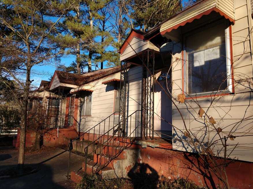 1427 Williams Rd, Hixson, TN 37343 - photo 1