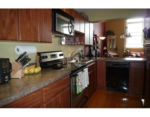 280 Village St unit B1, Medway, MA 02053 - photo 1