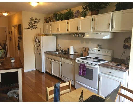 61 Salem St unit 4, Boston, MA 02113 - photo 1