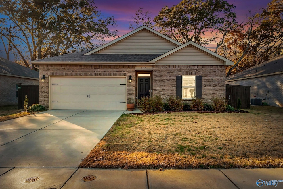 114 Canonbury Dr, New Market, AL 35761 - photo 1