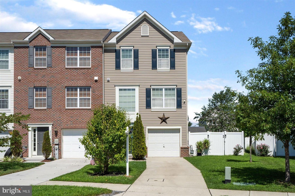 8447 Stansbury Lake Dr, Dundalk, MD 21222 - photo 1