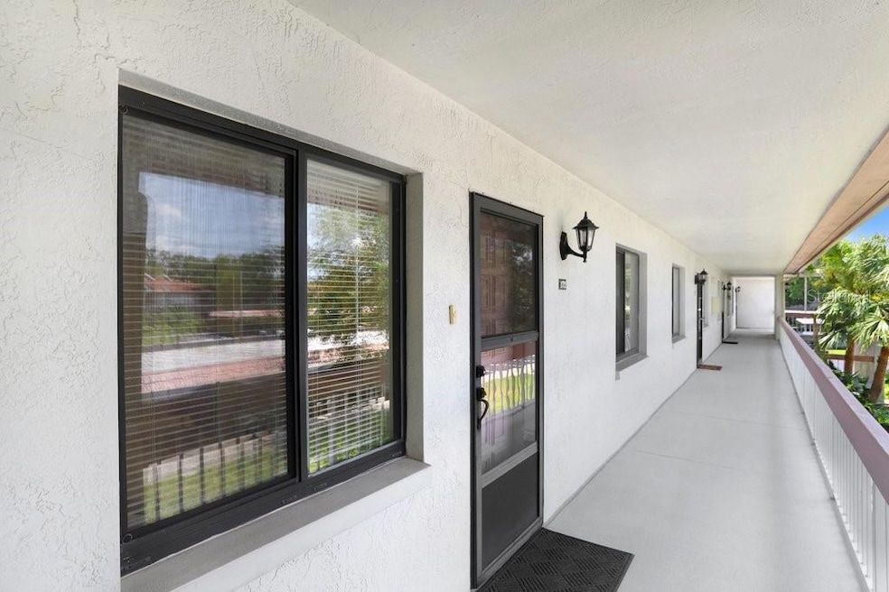 2nd floor condo entrance