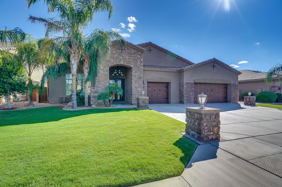 Single Level 4/3 Pool Mesa