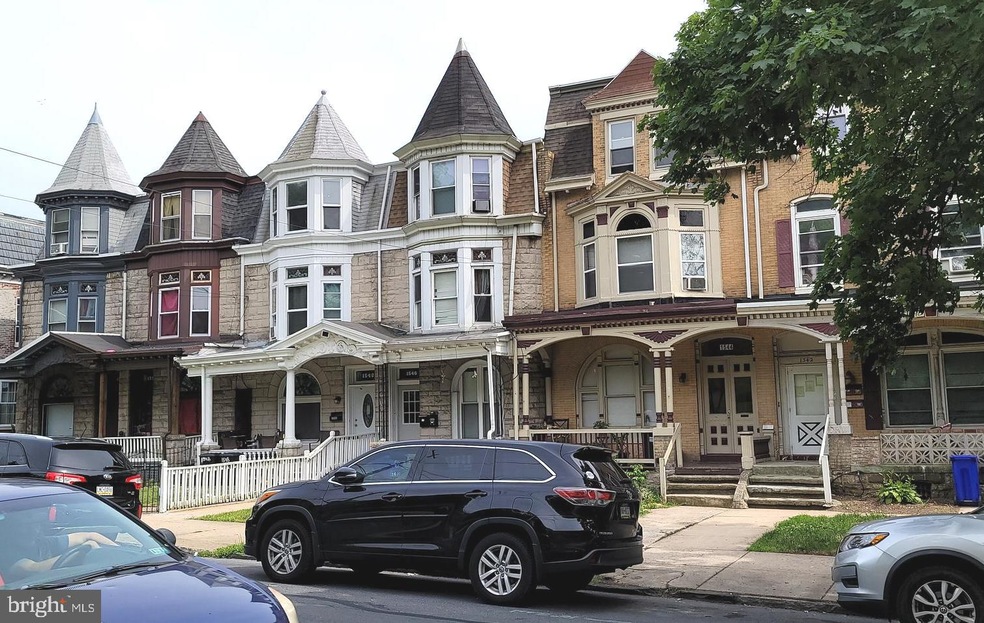 1544 Mineral Spring Rd, Reading, PA 19602 - photo 1