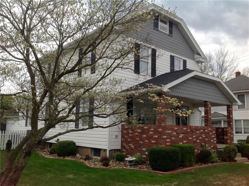 Welcome to 725 St Clair St on the 