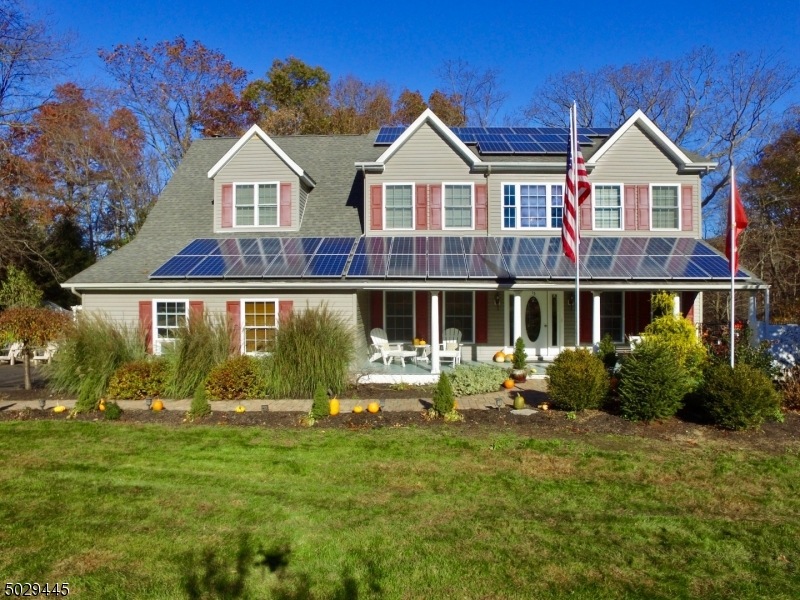 15 Laurel Dr, Oak Ridge, NJ 07438 - photo 1