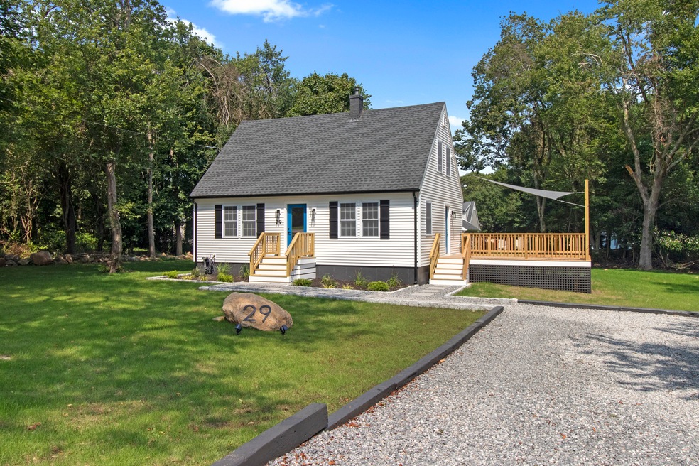 29 Griswold St, Pawcatuck, CT 06379 - photo 1