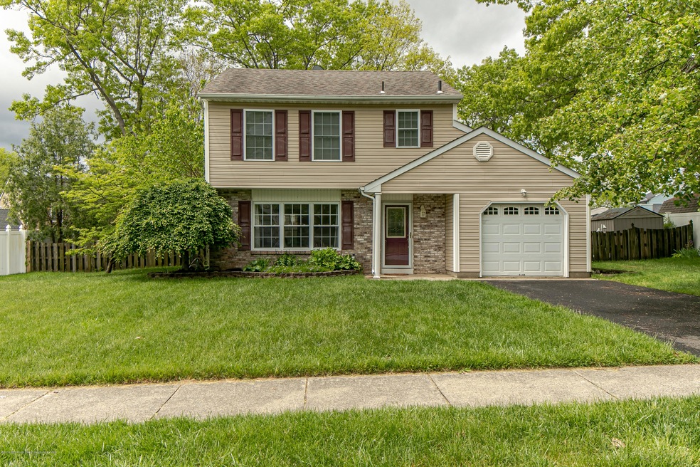 4 Pinyon St, Howell, NJ 07731 - photo 1