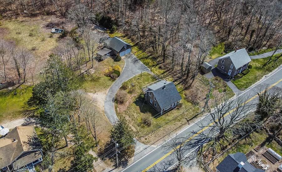 19 N Falmouth Hwy, North Falmouth, MA 02556 - photo 1