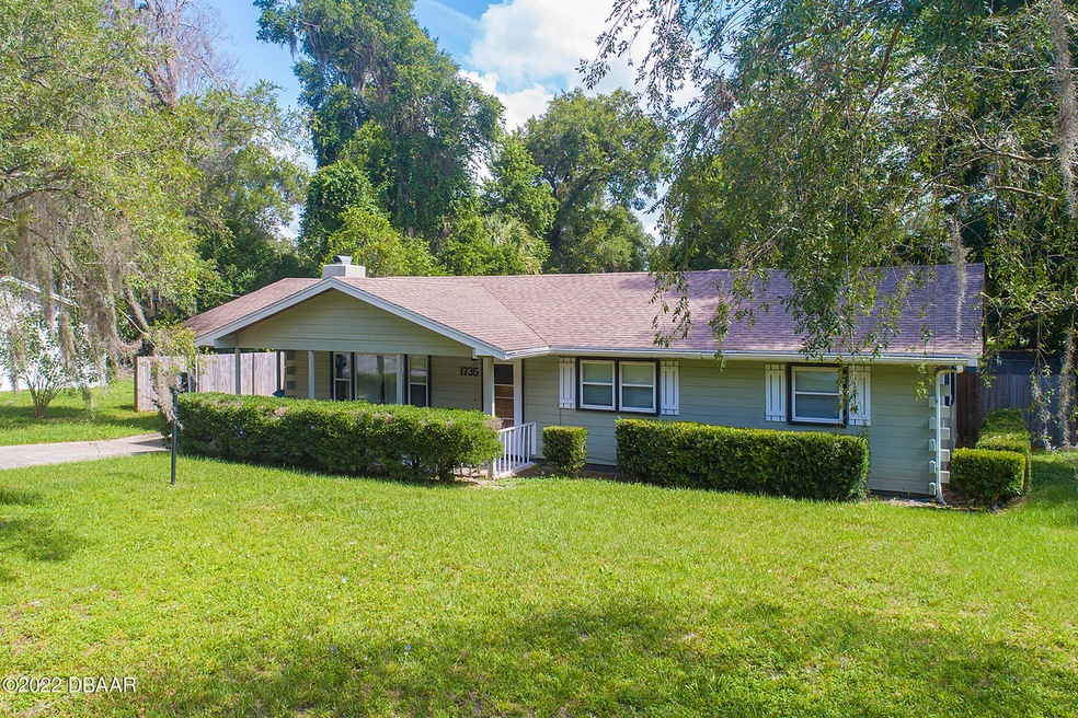 1735 Salvadore St