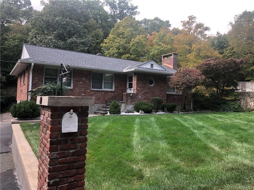 60 Mountainview Ave, Nyack, NY 10960 - photo 1