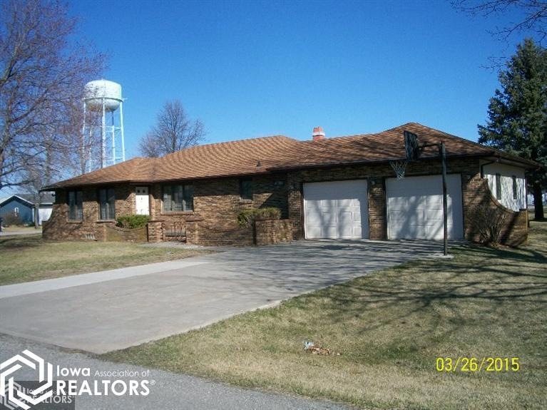 201 4th St, Sully, IA 50251 - photo 1