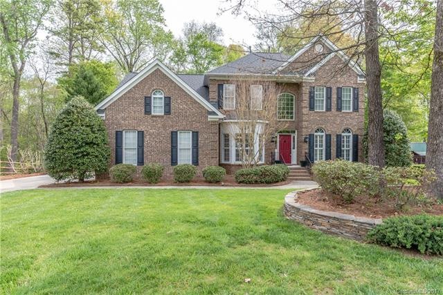Cul de sac location with large level front yard an