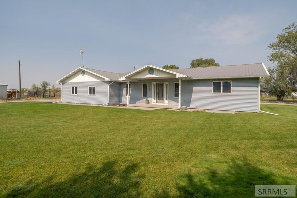490 W Highway 39, Blackfoot, ID 83221 - photo 1