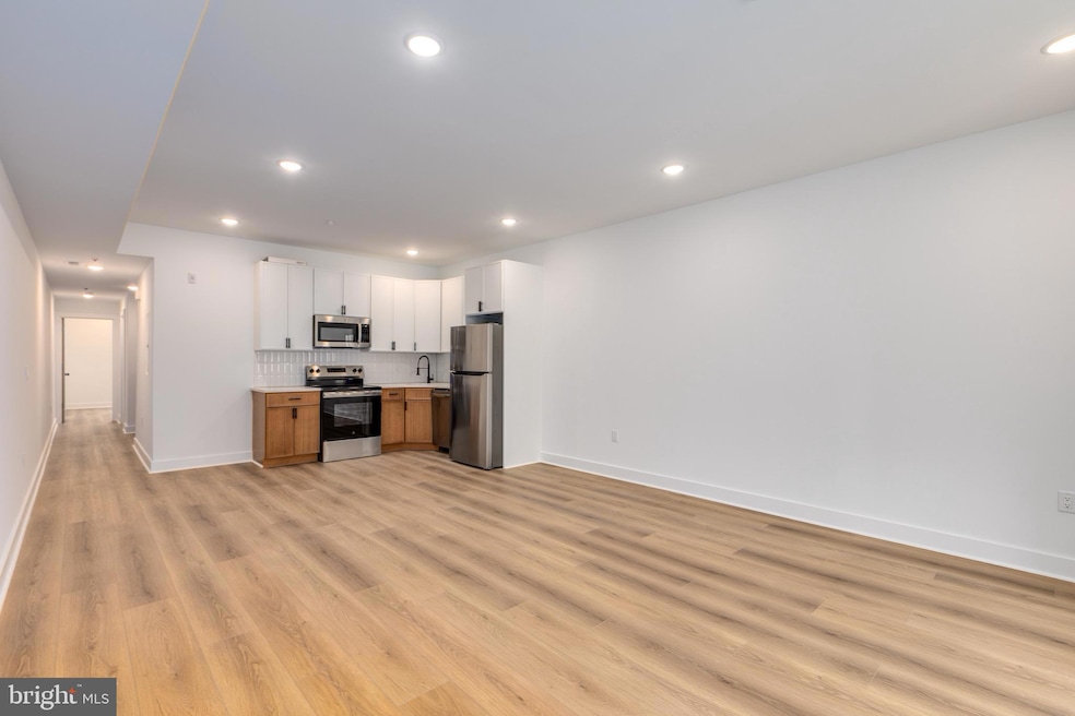 2502 N 10th St unit 3, Philadelphia, PA - photo 1