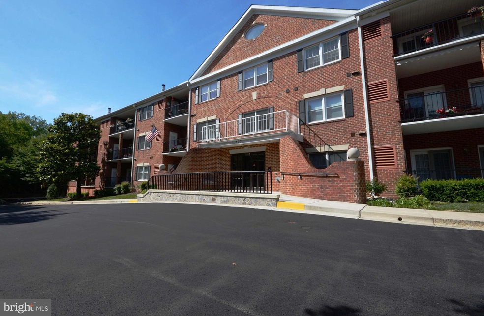 803 Coxswain Way unit 310, Annapolis, MD 21401 - photo 1