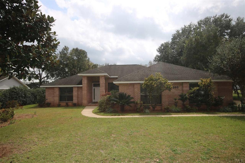 Fairway. Many updates 2019! Sprinkler on well.