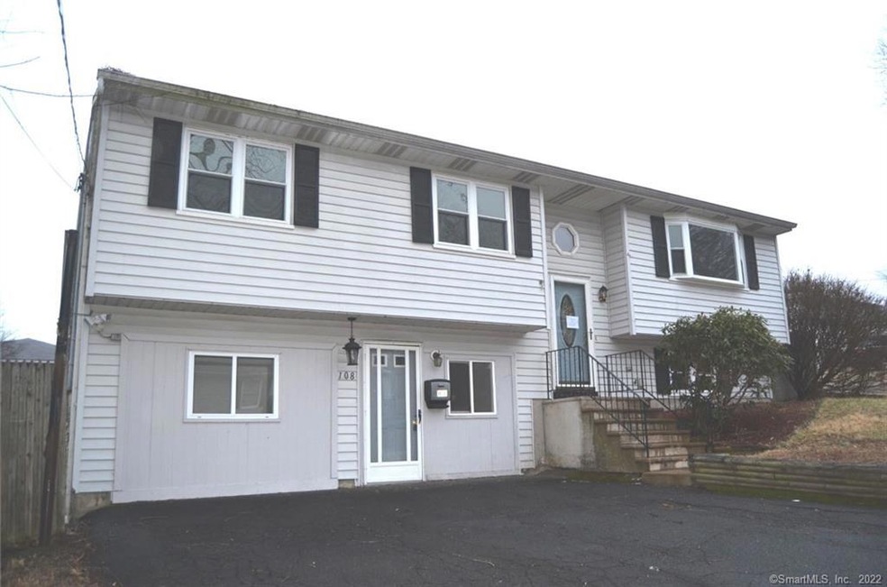 108 Dracut Ave, Waterbury, CT 06704 - photo 1