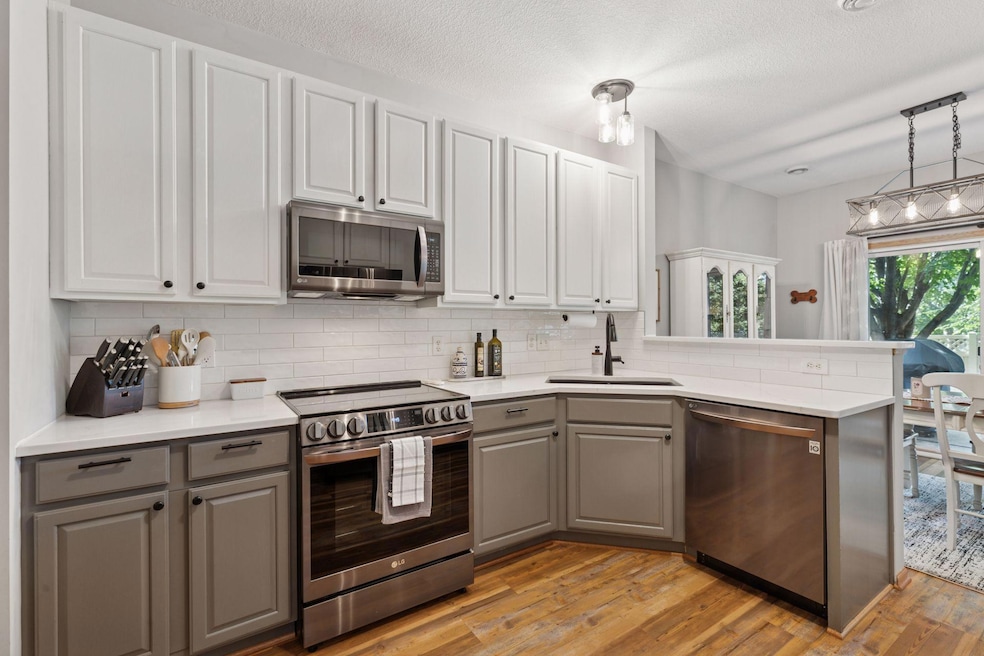 Pending $269,900 • Co-Listing Agent