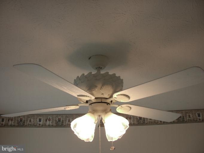 932 Chestnut Wood Ct, Chestnut Hill Cove, MD 21226 - photo 1