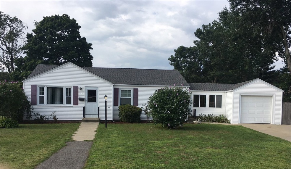 58 Lufkin Ct, Warwick, RI 02888 - photo 1