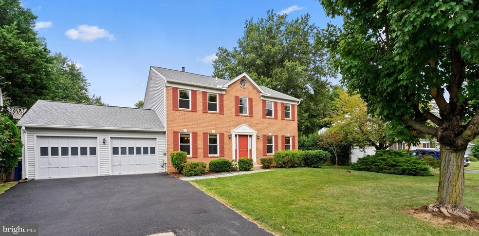 11301 Freas Dr, North Potomac, MD 20878 - photo 1