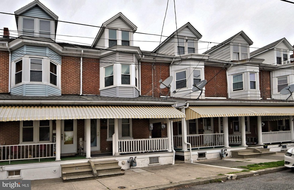 219 Shaner St, Boyertown, PA 19512 - photo 1