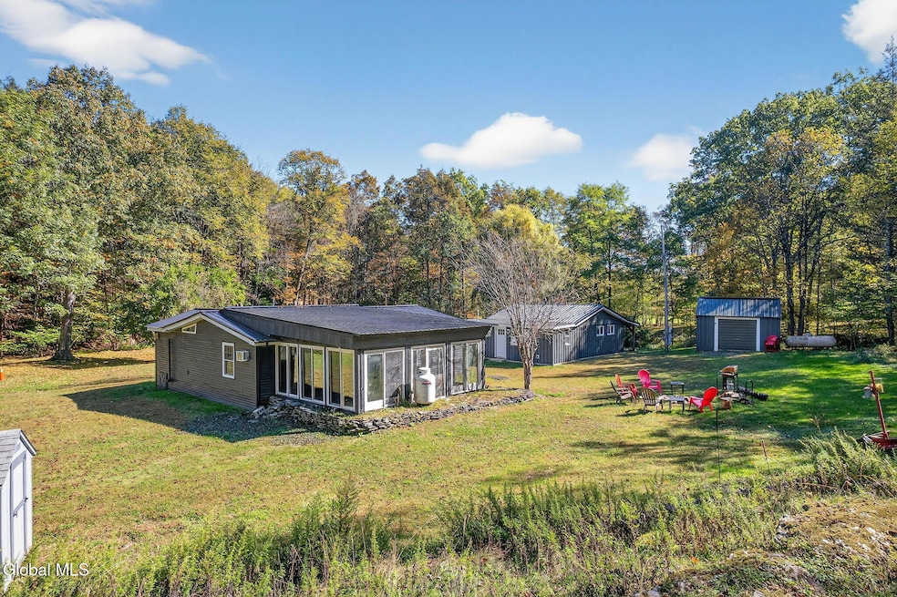 40 Paddock Rd, East Durham, NY 12423 - photo 1