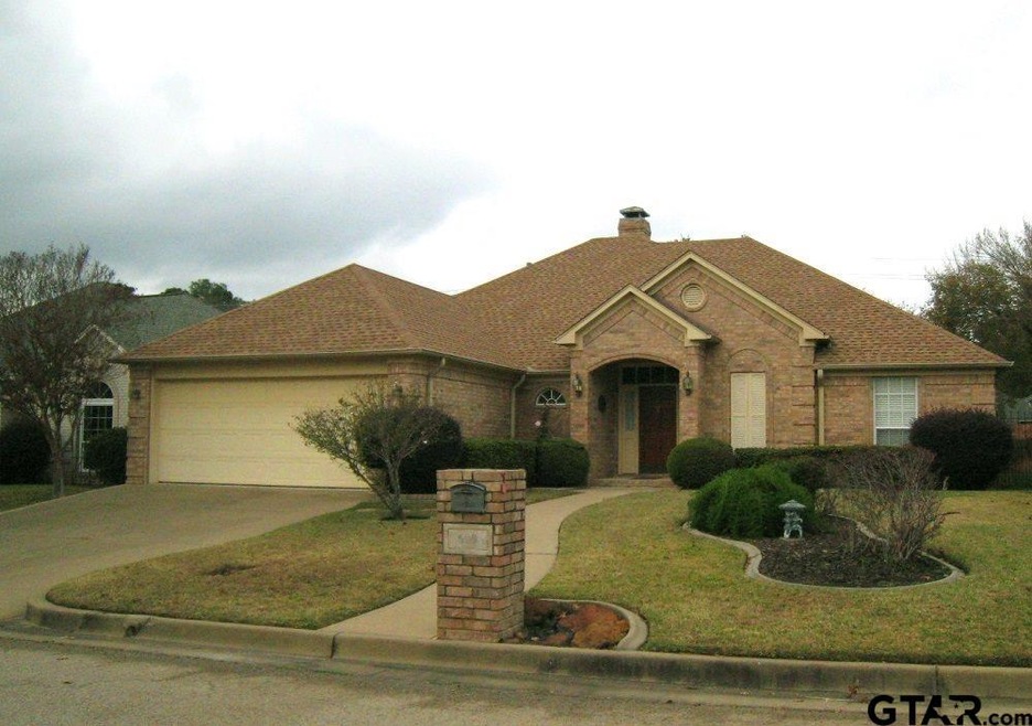 609 609 Shiloh Ridge, Tyler, TX 75703 - photo 1
