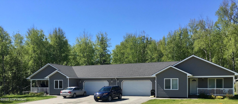 1350 W Spruce - Summer