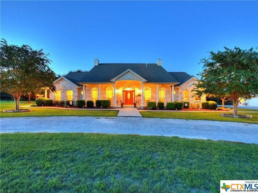 501 Lovejoy Ln, San Marcos, TX 78666 - photo 1