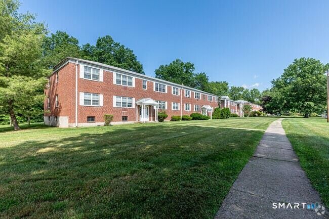 72 Folly Brook Blvd unit 26-4, Wethersfield, CT 06109 - photo 1