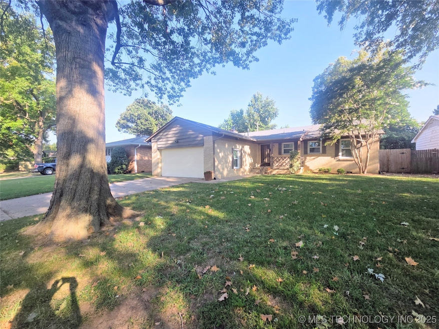 1521 E 60th St, Tulsa, OK 74105 - photo 1