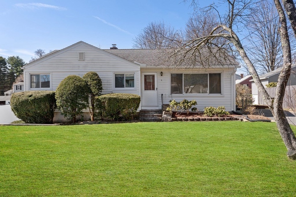 4 Fontaine St, Ludlow, MA 01056 - photo 1