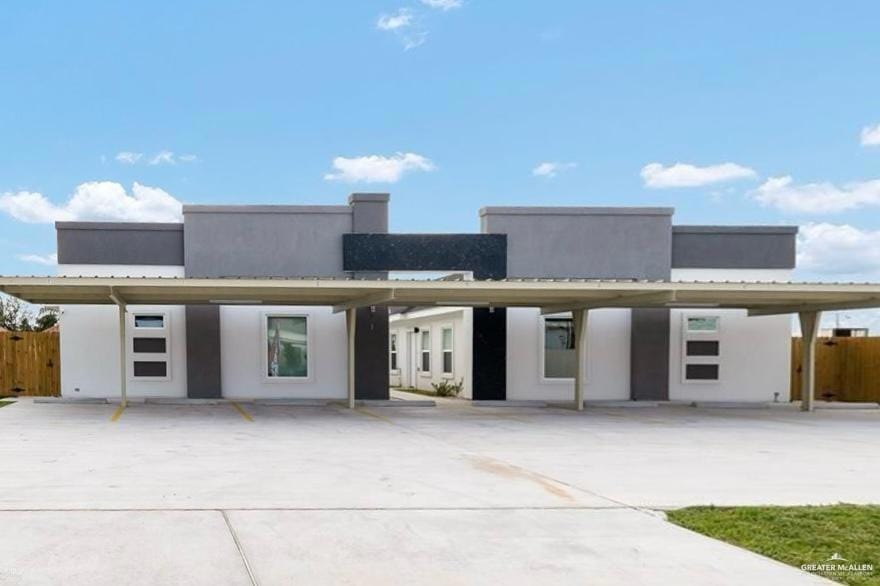 For Rent $1,300/month