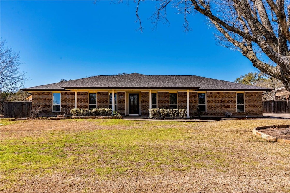 505 Canyon Wren Dr, Buda, TX 78610 - photo 1