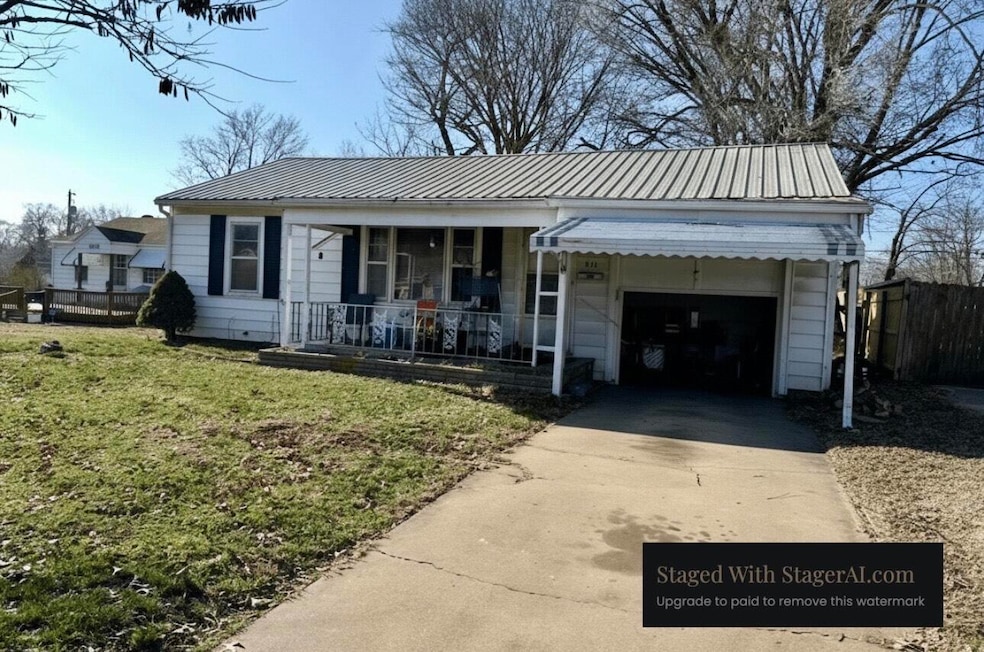 811 N West Ave, Springfield, MO 65802 - photo 1