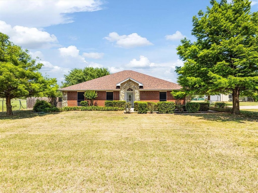 2645 County Road 425, Cleburne, TX 76031 - photo 1