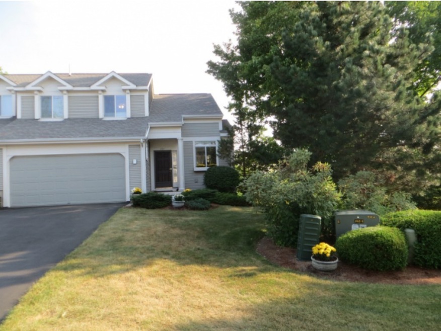 234 Park Rd unit 234, South Burlington, VT 05403 - photo 1