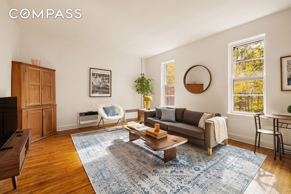 126 W 96th St unit 3E, New York, NY 10025 - photo 1