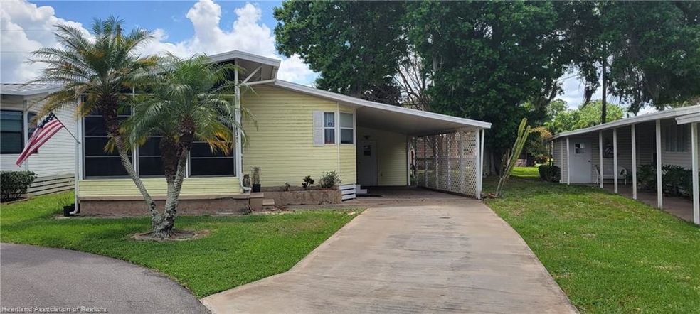 43 Pine Aire Cir, Lake Placid, FL 33852 - photo 1